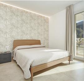 3 bedroom villa with infinity pool, jacuzzi & sauna, Castellammare del Golfo, sleeps 6